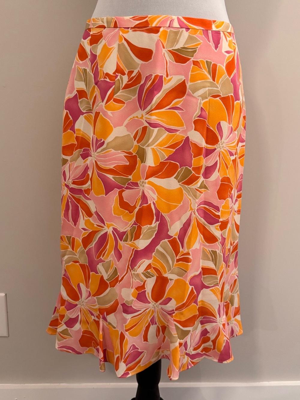 Vintage Talbots 100% Silk Floral Midi Skirt Size 8 Y2K Retro 70s Flare Hem Pink